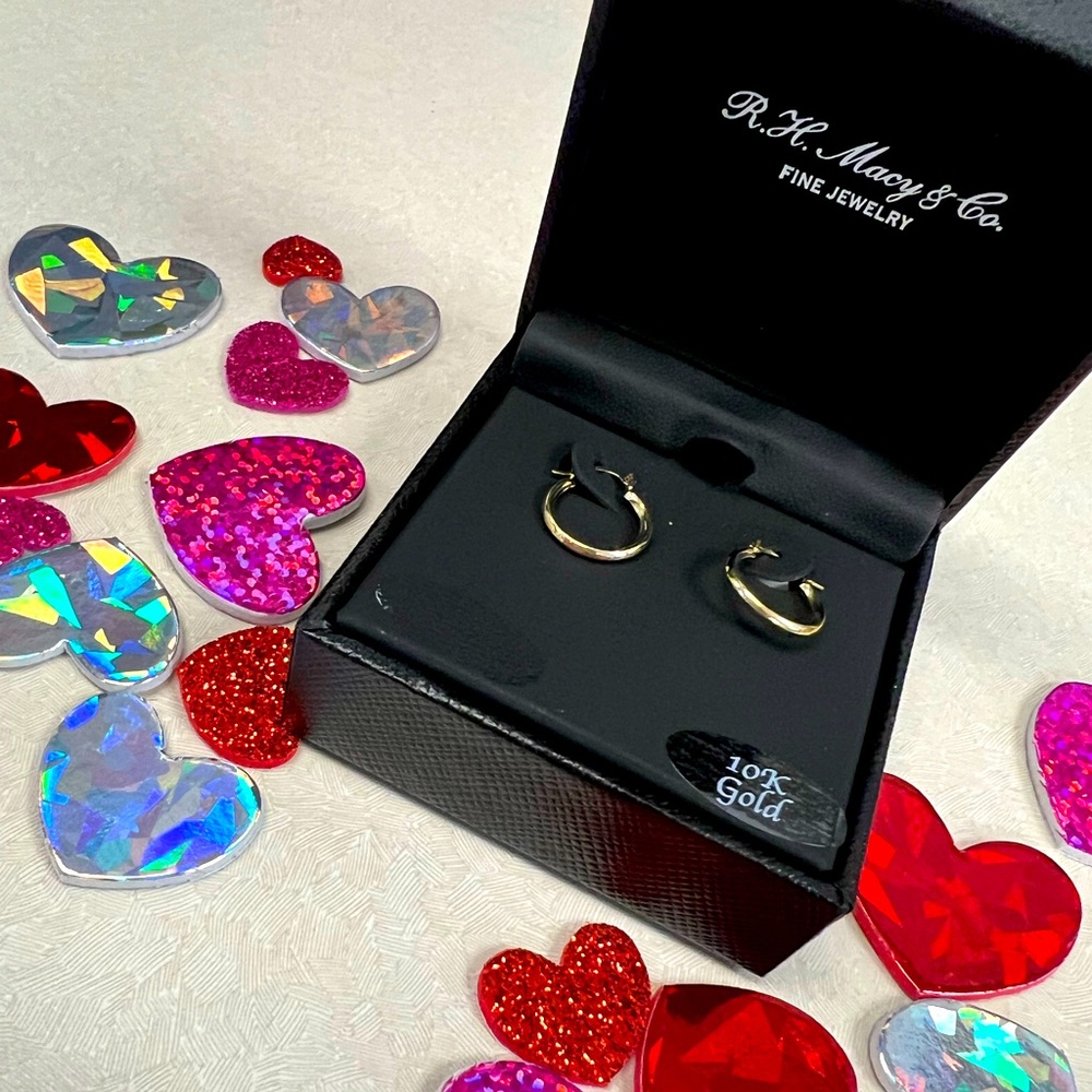 10K Gold Small Hoop Earrings - Yellow Gold